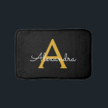 Alfombrilla De Baño Black Gold Modern Script Girly Monograma Nombre<br><div class="desc">Monograma de escritura simple negro y dorado Matas de baño. Esto hace que la graduación perfecta,  el cumpleaños,  la boda,  la ducha de novia,  el aniversario,  la ducha de bebé o la fiesta de soltera sea un regalo para alguien que ama el lujo glam y los estilos elegantes.</div>