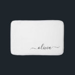 Alfombrilla De Baño Black White Modern Script Girly Monograma Nombre<br><div class="desc">Matas de Baño de Monograma de Guión Simple en Blanco y Negro. Esto hace que la graduación perfecta, el cumpleaños, el boda, la ducha de novia, el aniversario, la ducha de bebé o la fiesta de soltera sea un regalo para alguien que ama el lujo glam y los estilos de...</div>