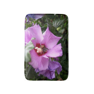 Alfombrilla De Baño Bumblebee en la flor de Hibiscus