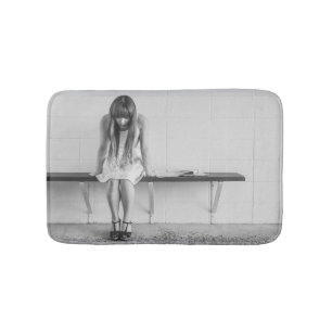 Alfombrilla De Baño Chica preocupado