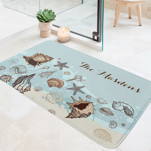 Alfombrilla De Baño Conchas Y Arena Nombre De Familia De Playa Costera