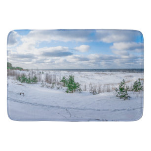 Alfombrilla De Baño Costa del Mar Báltico cubierta de nieve en inviern