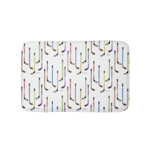 Cuarto de baño de los palillos de hockey colorido