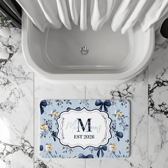 Alfombrilla De Baño Custom Elegant Blue Bow Floral Monogram (Subido por el creador)