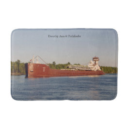 Alfombrilla De Baño Dorothy Ann y Pathfinder