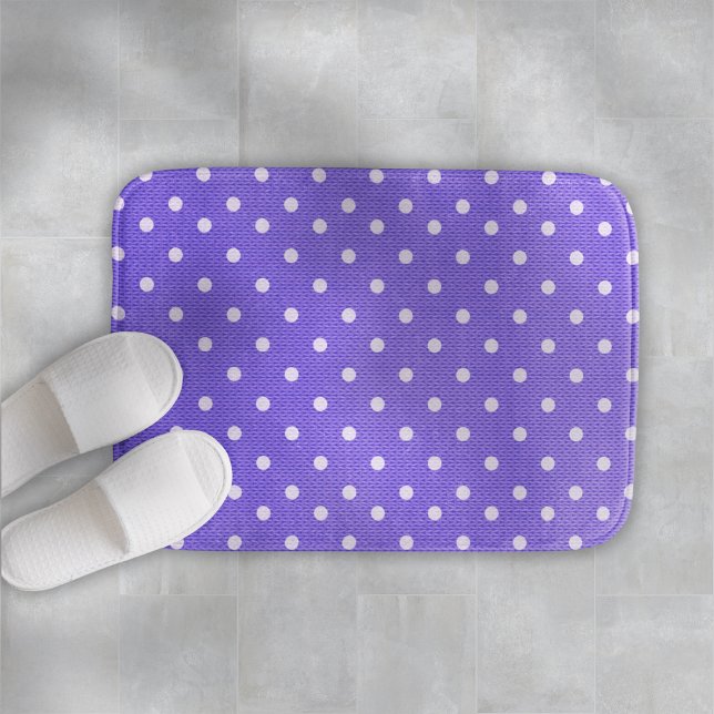 Alfombrilla De Baño Dotty Delight Purple (A Dotty Delight Purple Bath Mat on the top view.)
