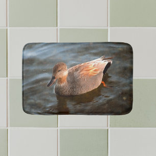 Alfombrilla De Baño Drake de pato de Gadwall en el lago