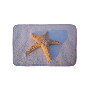 Alfombrilla De Baño Estrellas de mar en la arena blanca