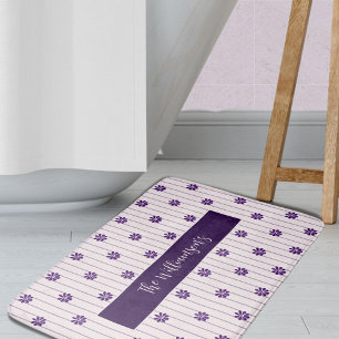 Alfombrilla De Baño Familia Flores púrpuras, Rubor y rayas violetas