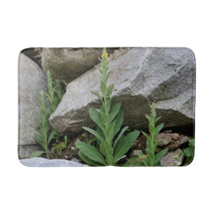 Alfombrilla De Baño Flores silvestres entre rocas