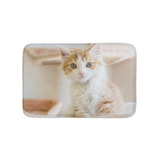 Alfombrilla De Baño Gatito anaranjado y blanco