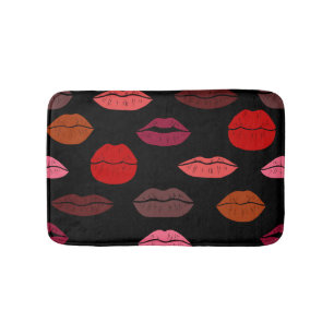 Alfombrilla De Baño Huella de labios, besos rosados rojos.