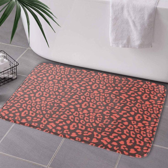 Alfombrilla De Baño Impresión de leopardo de color marrón (Coral Brown Leopard Print Bath Mat by Looly Elzayat
)