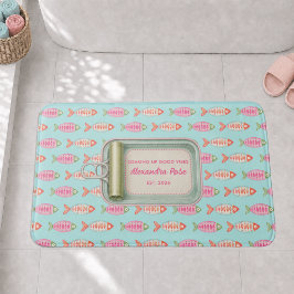 Alfombrilla De Baño Lata de Pescado de Verano Costero con Nombre Perso