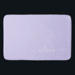 Alfombrilla De Baño Lavender Purple Modern Script Girly Monograma Nomb<br><div class="desc">Cubiertas de Baño con el nombre de un monograma sencillo de guion morado de lavanda. Esto hace que la graduación perfecta, el cumpleaños, el boda, la ducha de novia, el aniversario, la ducha de bebé o la fiesta de soltera sea un regalo para alguien que ama el lujo glam y...</div>