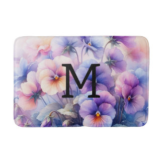 Alfombrilla De Baño Monograma de acuarela floral pansias de color púrp