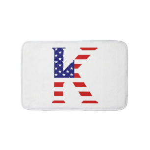 Alfombrilla De Baño Monograma K sobrepuesto en bmcnt de bandera de EE.