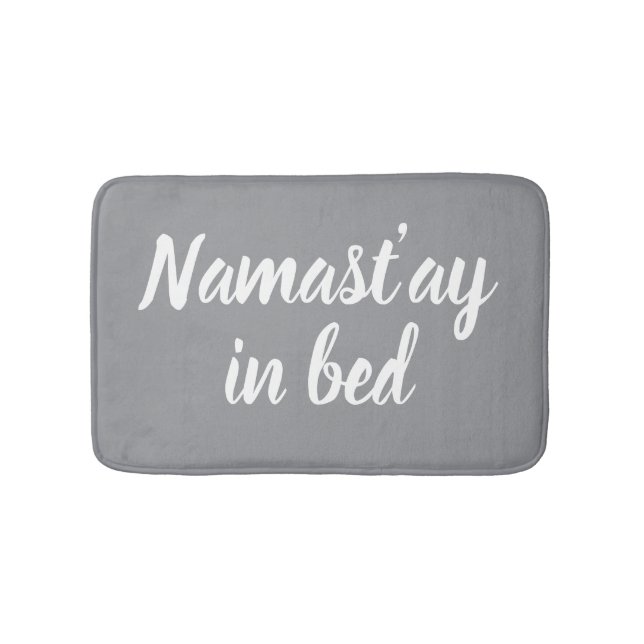 Alfombrilla De Baño Namastay in bed funny light grey designer (Anverso)