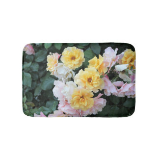 Alfombrilla De Baño Pasteles de jardín de Rosa