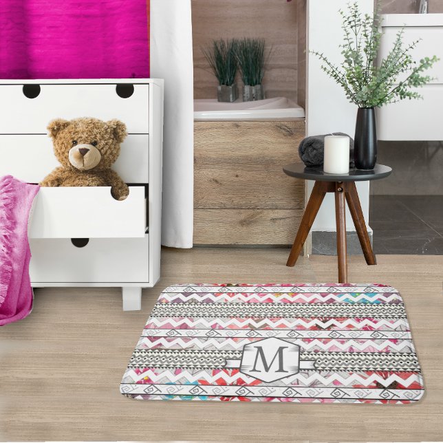 Alfombrilla De Baño Patrón floral monograma Mint Aztec personalizado (Subido por el creador)