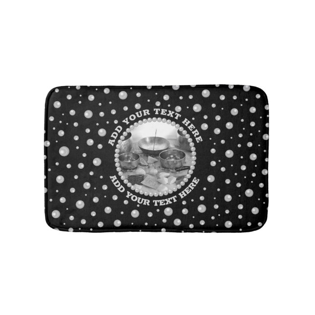 Alfombrilla De Baño Personalized Photo with Pearls Circle on Black (Anverso)