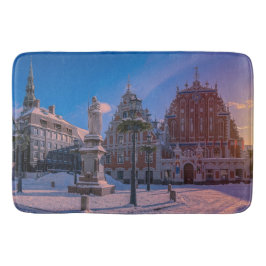 Alfombrilla De Baño Plaza del ayuntamiento de Riga en invierno