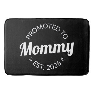 Alfombrilla De Baño Promovido A Mamá Oriente. I 2026