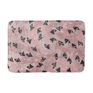 Alfombrilla De Baño Rosa sonrojado patrón de triángulos dorados y negr
