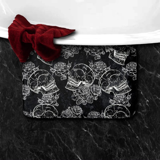 Alfombrilla De Baño Rosas Skulls y Chalk | Funky Gótico Glam Grunge (Subido por el creador)