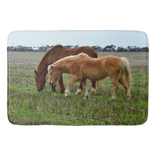 Alfombrilla De Baño Yegua castaña y potro palomino,