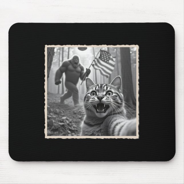 Alfombrilla De Ratón 4 De Julio Pie Grande Y Sasquatch (Frente)