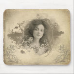 Alfombrilla De Ratón Actriz victoriana Miss Doro Mousepad<br><div class="desc">Agradable retrato de una joven actriz en un mousepad de estilo grunge.</div>