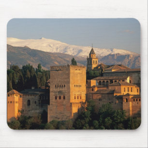 Alfombrilla De Ratón Alhambra; Granada; Andalucía, España, Sierra