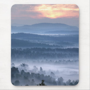 Alfombrilla De Ratón Amanecer entre los valles