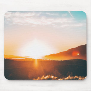 Alfombrilla De Ratón amanecer sobre una montaña