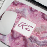 Alfombrilla De Ratón Aspecto de la piedra rosada de agrandar macro Mono<br><div class="desc">Este diseño se puede personalizar eligiendo la opción Editar diseño. También puede transferir a otros artículos. Póngase en contacto conmigo en colorflowcreations@gmail.com o utilice la opción de chat en la parte superior de la página si desea tener este diseño en otro producto o necesita ayuda con este diseño. Ver más...</div>
