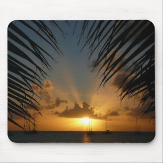 Alfombrilla De Ratón Atardecer a través de la orilla de la palma