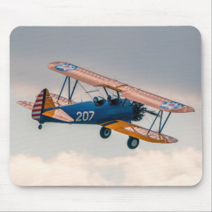 Alfombrilla De Ratón Avión de Stearman reventando por el cielo