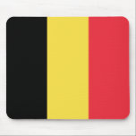 Alfombrilla De Ratón Bandera belga<br><div class="desc">Este diseño presenta la bandera nacional de Bélgica (oficialmente el Reino de Bélgica), que es un país de Europa Occidental. Bélgica está rodeada por los Países Bajos al norte, Alemania al este, Luxemburgo al sudeste, Francia al suroeste y el mar del Norte al noroeste. La ciudad más grande, y la...</div>