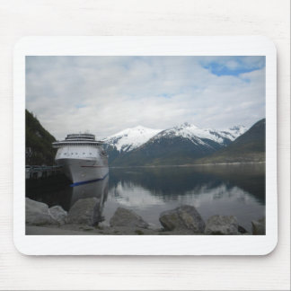 Alfombrilla De Ratón Barco de cruceros atracado en Skagway, Alaska
