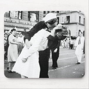 Alfombrilla De Ratón Besando la guerra adiós