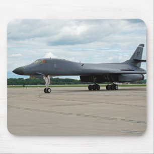 Alfombrilla De Ratón Bombardero B-1B de cáncer en tierra