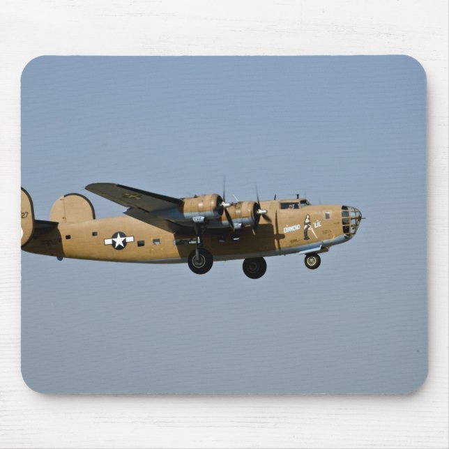 Alfombrilla De Ratón Bombardero de Lil B-24 del diamante, aterrizando (Frente)