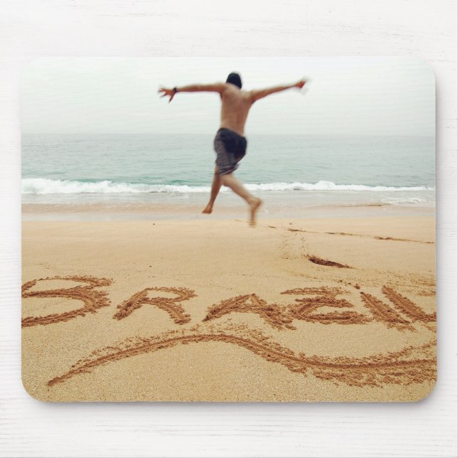 Alfombrilla De Ratón BRASIL. Hombre barechest con traje de baño (Frente)