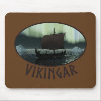 Buque Viking Y Luces Del Norte