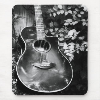 Alfombrilla De Ratón Buzón negro y blanco de guitarra