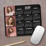 Alfombrilla De Ratón Calendario 2023 con 3 Collages de fotos - negro<br><div class="desc">Un collage de 3 fotos con un calendario de 2023. Un artículo divertido para el Año Nuevo. Añadir 3 fotos cuadradas a este diseño.</div>