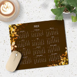 Alfombrilla De Ratón Calendario de Eucaliptos de Caída Marrón Rústica 2<br><div class="desc">Modern Elegant Rustic Brown Fall Eucalyptus Greenery Calendar Pad 2025 con un sencillo y minimalista calendario de año a la vista. 🌟 Esto es sólo para 2025. Póngase en contacto con nosotros en cedarandstring@gmail.com si necesita ayuda con el diseño o productos de coincidencia.</div>