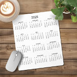 Alfombrilla De Ratón Calendario Minimalista moderno en blanco y negro d<br><div class="desc">🌟 Esto es para 2025 🌟 2025 Modern Simple Black and White Calendar Mouse Pad con un calendario sencillo y minimalista de un año a la vista. Se trata de un sencillo blanco y negro, pero los colores son todos personalizables. Póngase en contacto con nosotros en cedarandstring@gmail.com si necesita ayuda...</div>