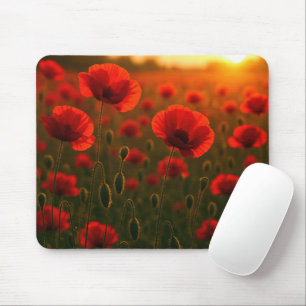 Alfombrilla De Ratón Campo de amapolas rojas al amanecer